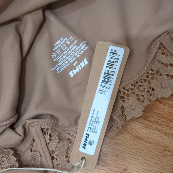 NWT SKIMS FITS EVERYBODY CORDED LACE CAMI BODYSUIT IN SIENNA - Picture 7 of 7